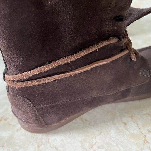 Sperry Sz 8.5 Wmns Coil Hook Dark Brown Suede Moccasin Boot - Picture 7 of 13